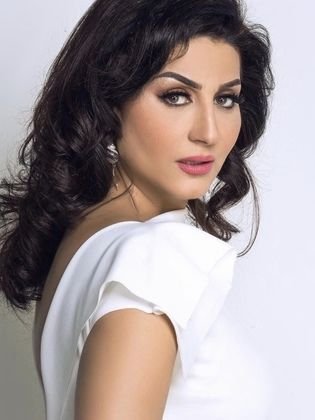 وفاء عامر وفاء عامر